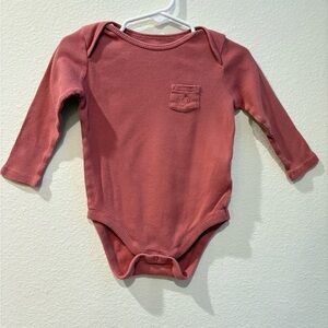 Baby Gap First Favorites Organic Cotton Ribbed Pocket Bodysuit - 6-12M